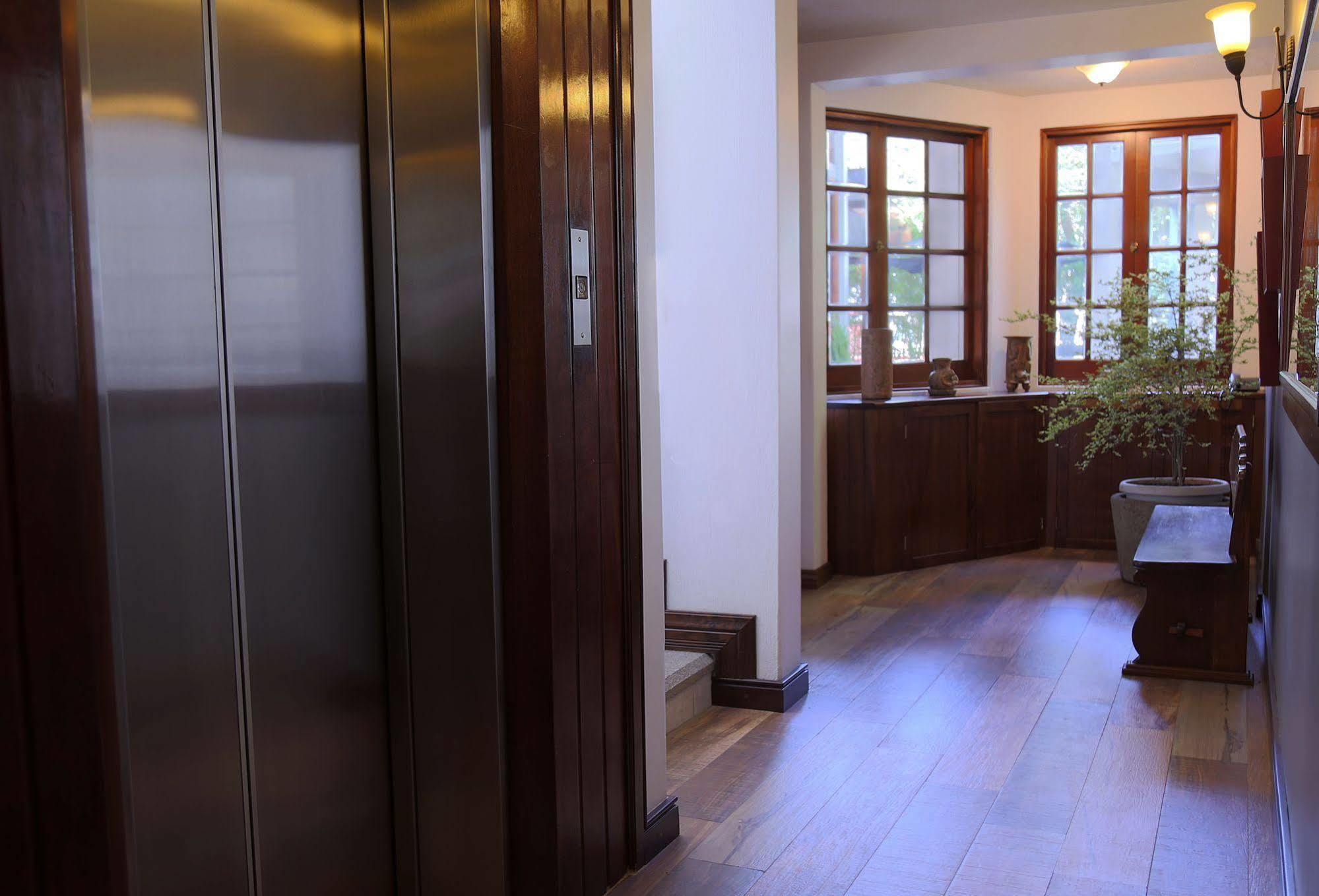 Hotel Residencia Del Sol Città del Guatemala Esterno foto