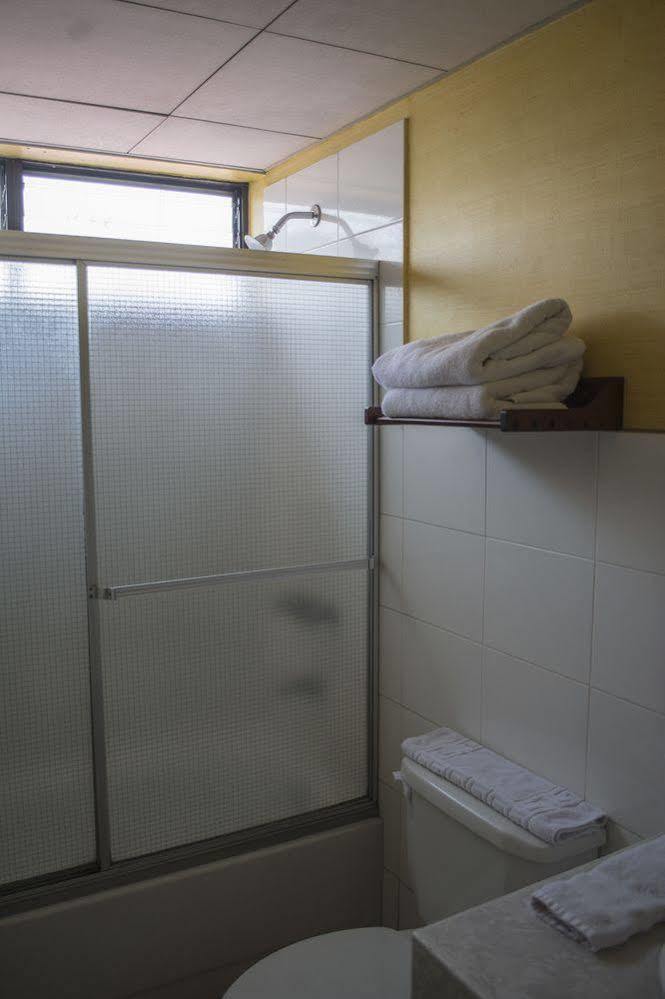Hotel Residencia Del Sol Città del Guatemala Esterno foto
